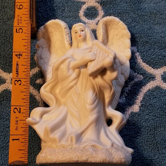 K's Collection ceramic angel figurine - Picture 12 of 12